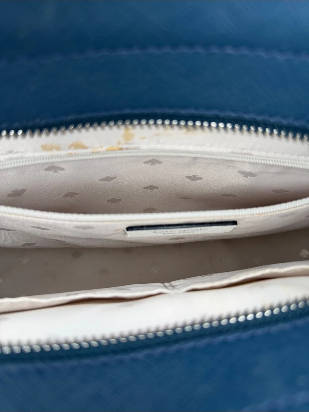 Kate Spade NWOT lavender leather/wht structure Crossbody w/Navy trim/ handles - Picture 7 of 11